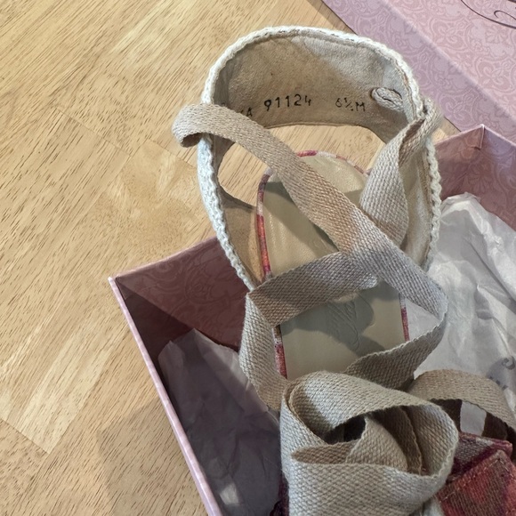 Stuart Weitzman Biarritz wedges - Picture 3 of 3